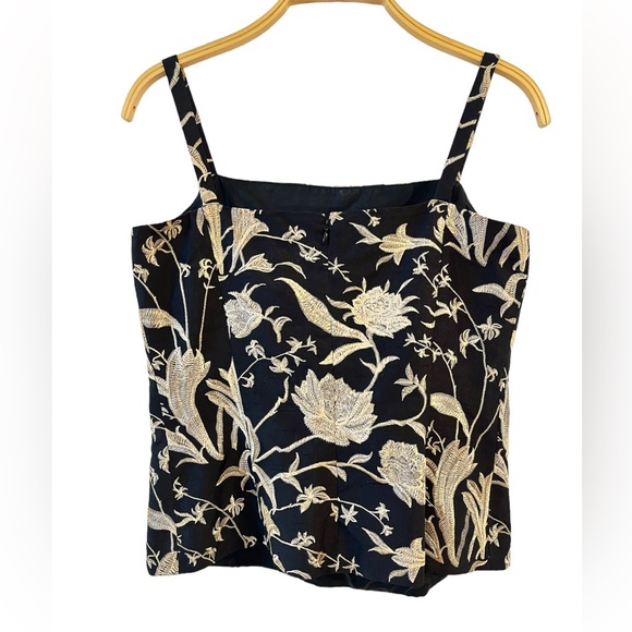 ✨DANA BUCHMAN✨Embroidered Floral Tank Top - Picture 3 of 5